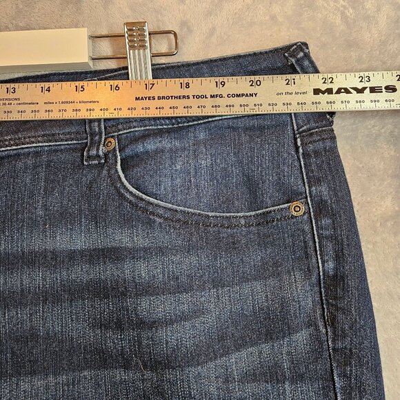 Maurices Straight Womens 24 Reg Plus Size Dark Wash Jeans Whiskered Denims - Picture 3 of 13